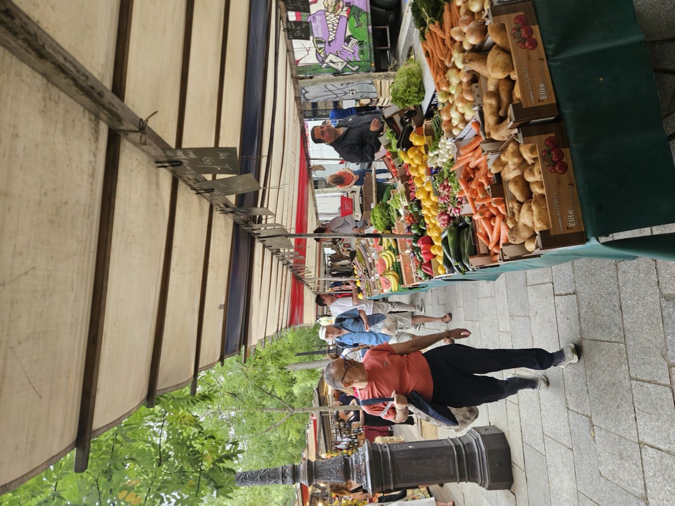 Étal de produits frais, photo d'illustration