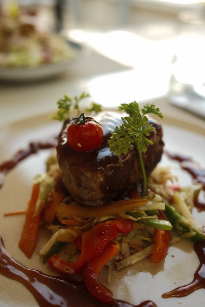 Plat, photo d'illustration